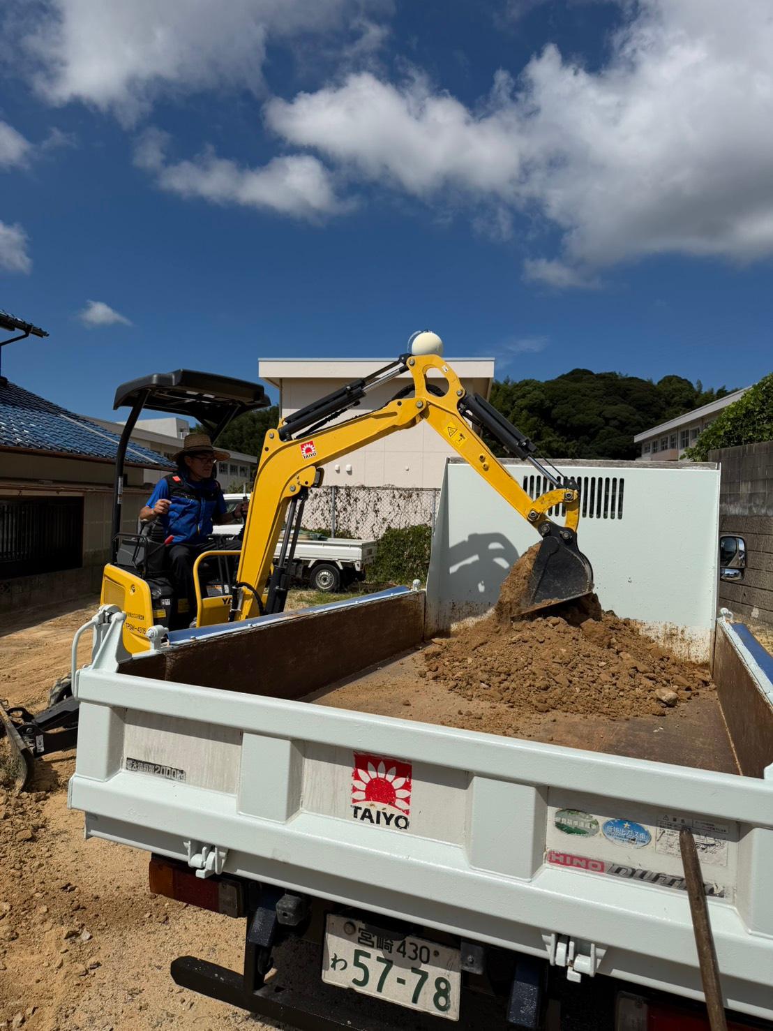 宅地用地、整地作業の様子 3